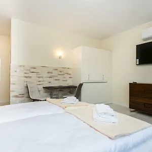 Apartment Dom Saski 10 Minut Od Centrum Warszawy, Warsaw